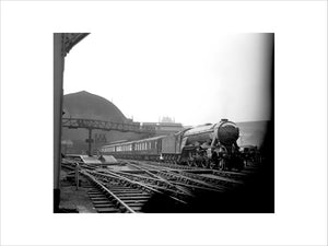LNER A3 'Blink Bonny' No.51 on the 'Queen of Scots'