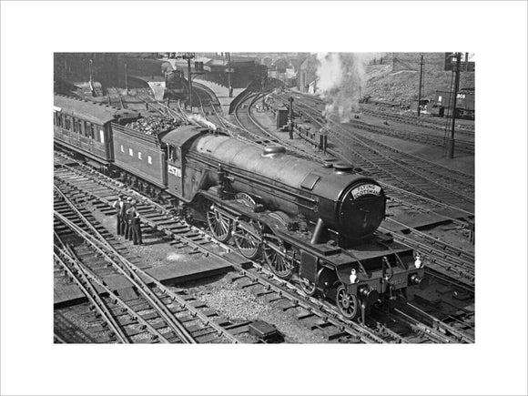LNER A3 No.2578 Bayardo leaving Kings Cross c.1930