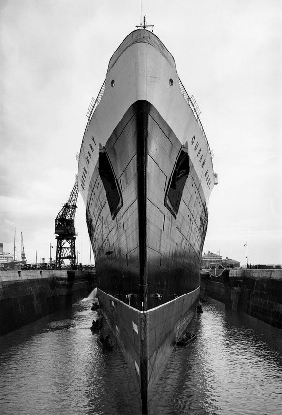 The Queen Mary in dock at Southampton, 29 March 1936.