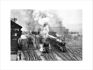 Flying Scotsman at King's Cross station, c 1930.