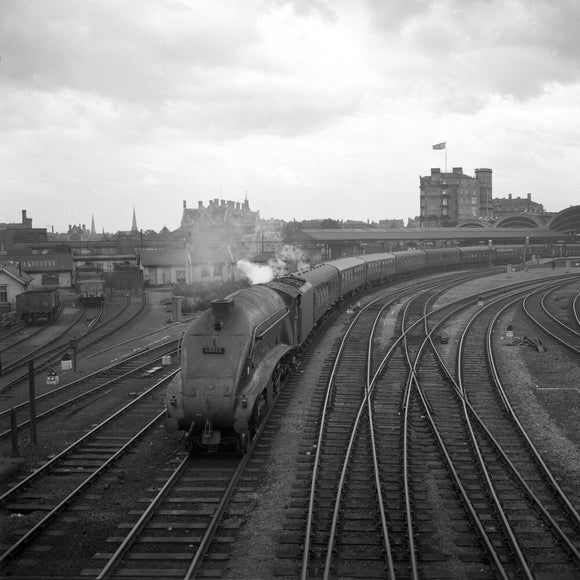 Passenger train at York Station, 1961.