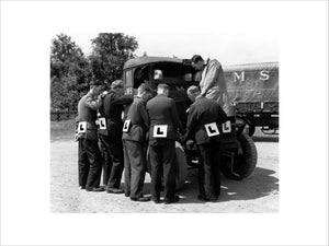 LMS mechanics, c 1930s.