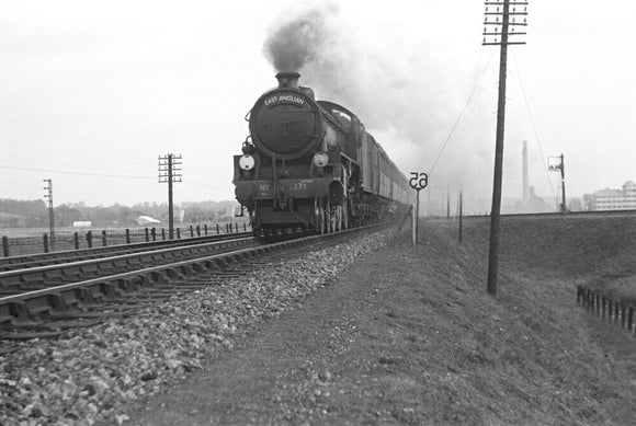 B1 No.1271 on the East Anglian express c.1940's
